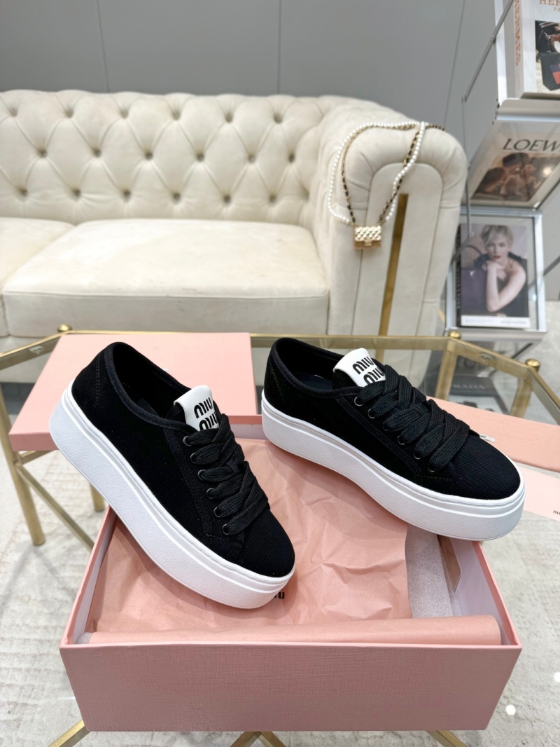 Miu Miu Casual Shoes